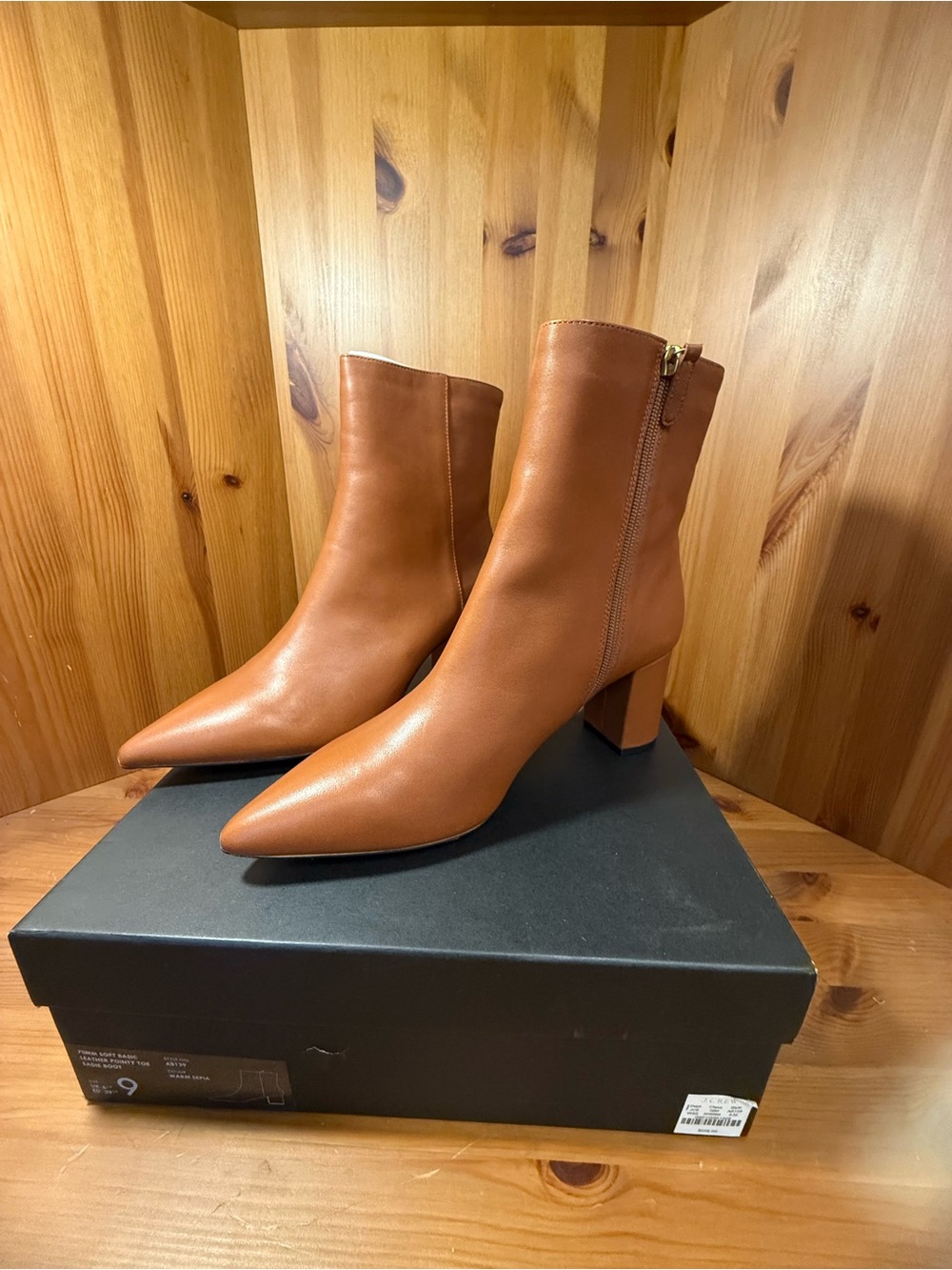 J.Crew Sadie Leather Pointed Toe Ankle Boots Warm Sepia Brown Size 9 AB129 - Picture 1 of 7